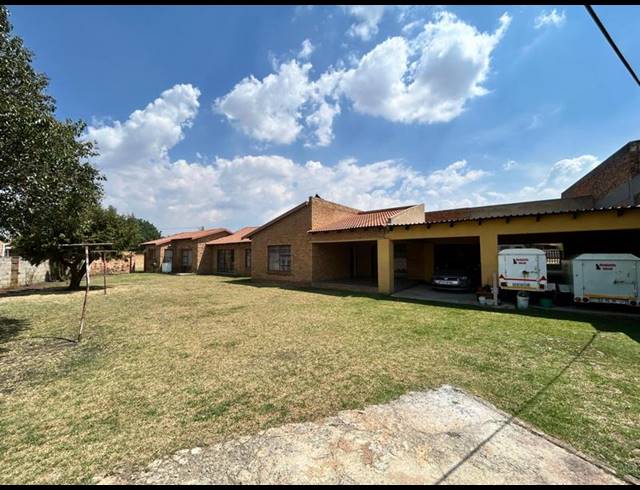 3 BEDROOM HOUSE FOR SALE IN DUNNOTTAR